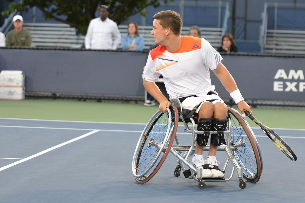 Wheelchair tennis